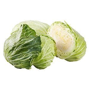 高麗菜洗淨切塊備用；地瓜(或馬鈴薯)削皮後切片備用；蒜苗(或蔥)洗淨切段備用。