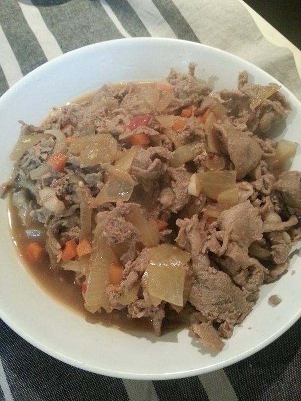 撒上胡椒粉及辣椒粉便起鍋裝盤!