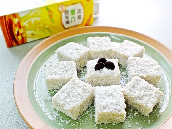 ★家有小朋友要吃可以切成小丁狀更易入口，未吃完的雪花糕可移入保鮮盒中冷藏~兩天內吃完最新鮮。