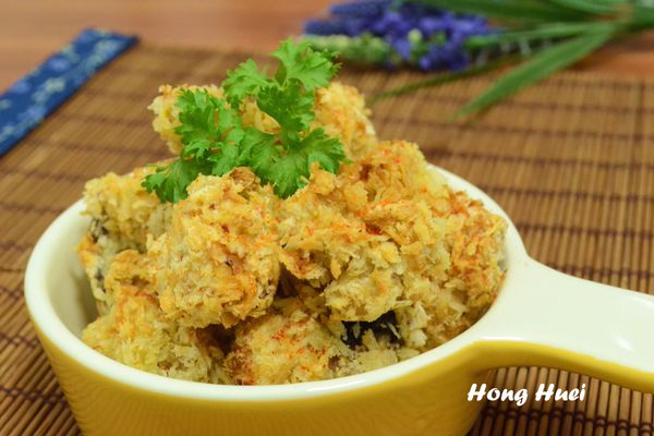 輕輕鬆鬆不需油炸就能做出卡滋卡滋的雞塊，飛利浦氣炸鍋真是廚房的好幫好唷~