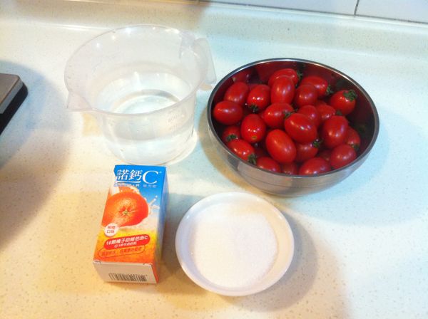 食材備妥如右圖..