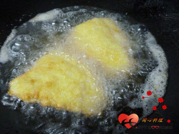 至表面金黃時開大火炸成金黃色