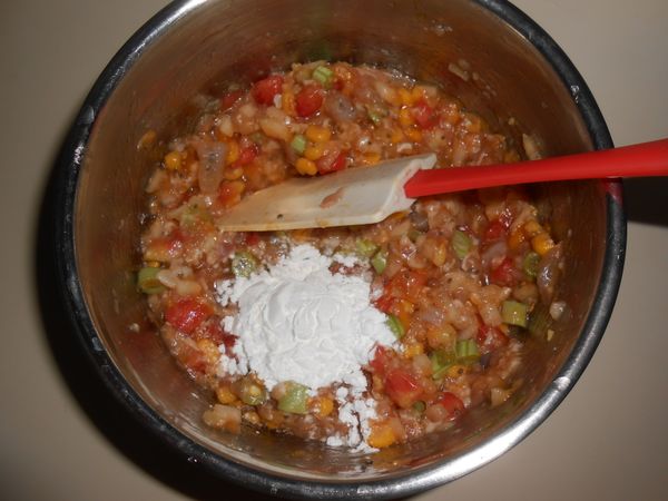 最後加入玉米粉攪勻。