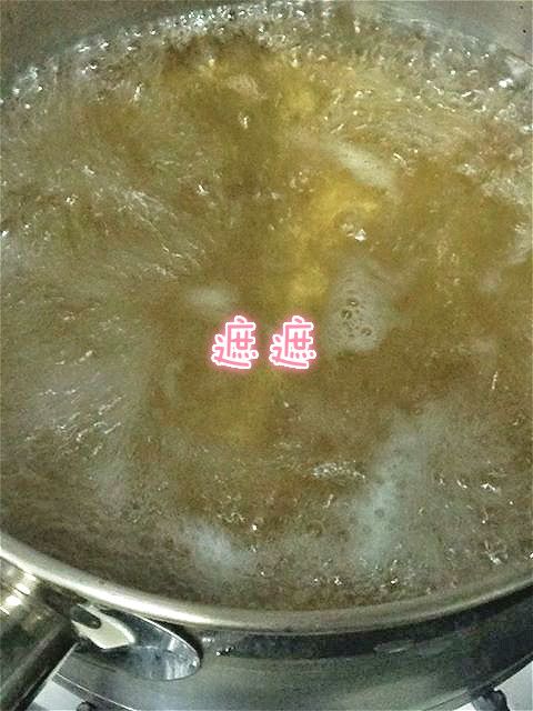 將醃料煮沸後放涼