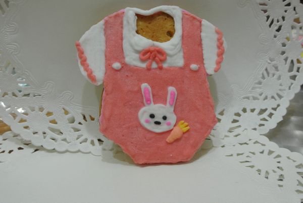 小朋友包屁衣
無敵可愛的啦！