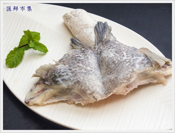 用無鹽米酒淋在上面去腥