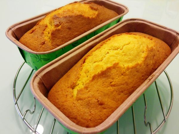 倒入模型(158*55*52mm)，放入預熱180度的烤箱烤約30分鐘即可。。