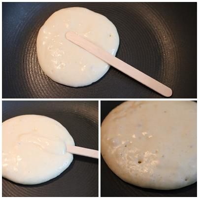 不沾鍋抹上薄薄的油, 倒入適量的鬆餅糊, 放一支木棒, 且稍微往下壓入麵糊中. 舀少許麵糊覆蓋住木棒上方, 煎好後可幫助木棒固定