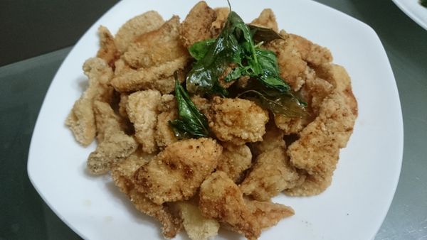 A的炸皮酥脆。從皮可以看出來。