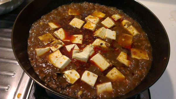 約煮5分鐘再加入太白粉水勾薄芡