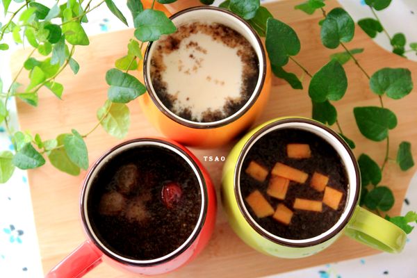 試了三種口味(原味、牛奶、地瓜)，小曹覺加點鮮奶的味道更香醇，最好喝!!!!