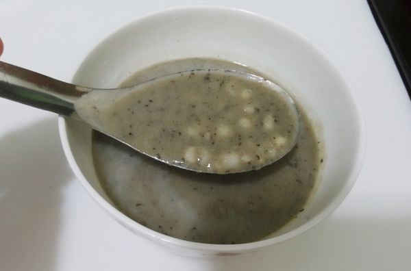 為了保有顆粒感, 最後再加入蒸好的薏仁即完成了!