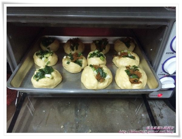 放入預熱好的烤箱中,烤20分鐘