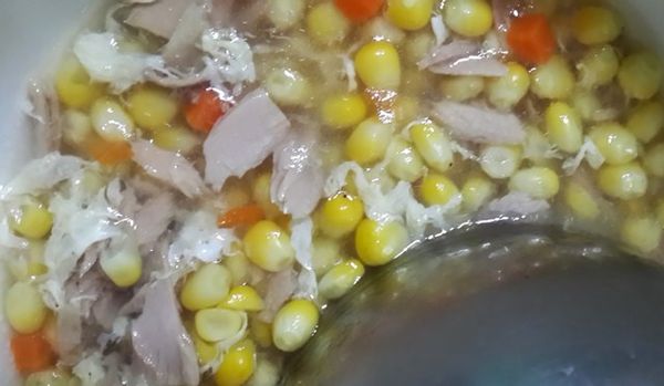 加入鹽及粗粒胡椒粉即可起鍋