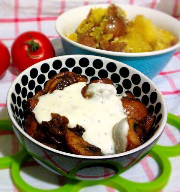 趁熱食用, 淋上一大匙蒜頭醬, 非常美味!