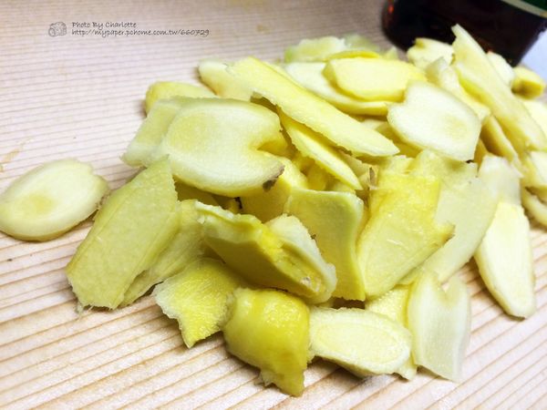 切成片狀，風乾!