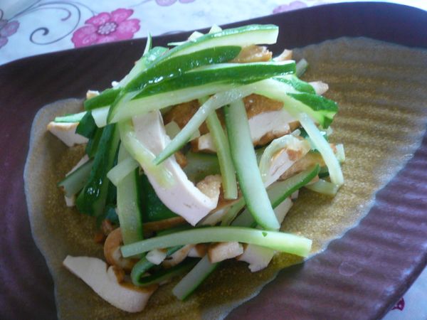 快炒小黃瓜豆干絲上菜嘍～