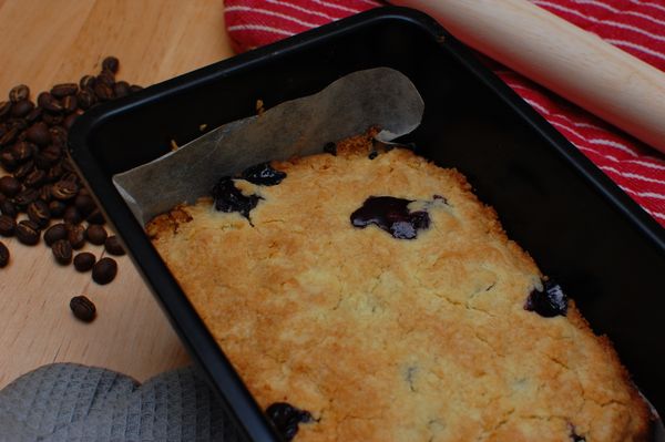 烤箱以175-180度預熱15分鐘後，放入烤盤烤約25-30分鐘後出爐