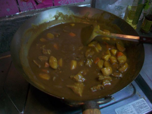 轉小火熬到入味就大功告成拉!