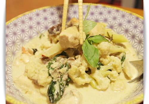 趕快把白飯準備好^^"
雞肉嫩!!!咖哩香!!!菜入味!!!
光是這道綠咖哩雞白飯幾乎吃光光~~~
餐廳菜自己try!!!