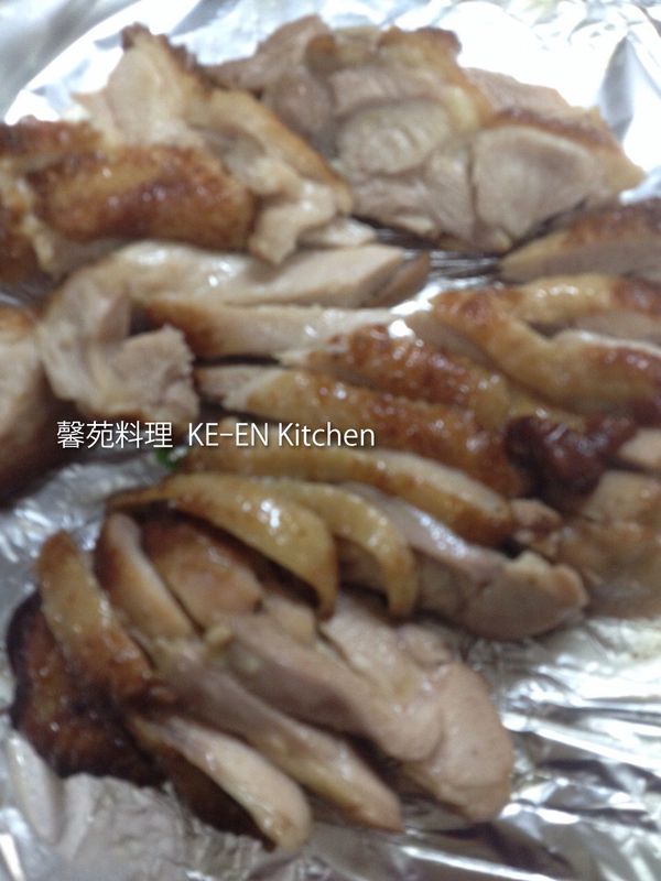 蒸好雞肉切塊