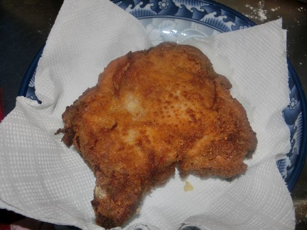 炸至金黃色翻面.兩面都金黃色取出