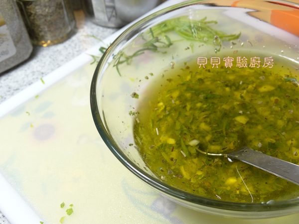 所有[調味料]攪拌勻備用