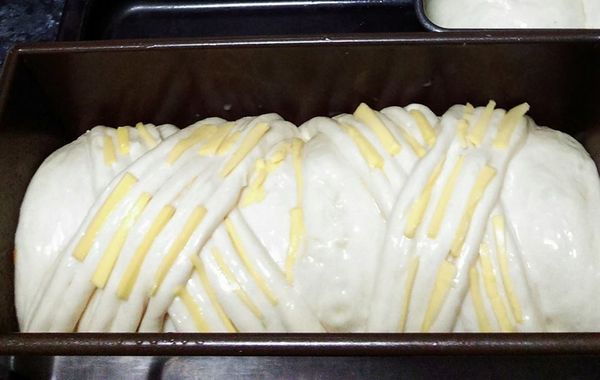 烤前切薄如絲奶油放縫隙，200/200 30分