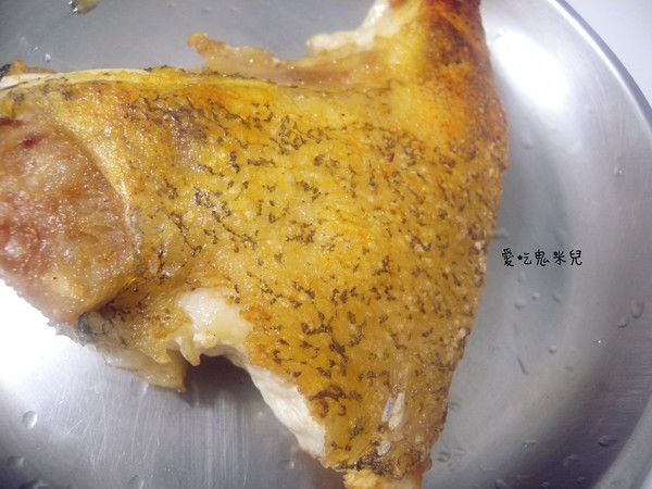 放進烤箱預熱好的200度  10分鐘 就完成啦!!!!!!