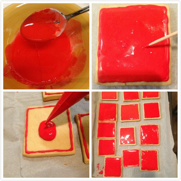畫完外框後，接著準備紅色軟式糖霜。
把紅色硬式糖霜加點水，調成自己想要的流動性液體狀態 (如圖7)。

在打底時，我直接擠入紅色糖霜，然後用塑膠袋尖端把那團紅色糖霜推到個個角落，自己覺得不夠時，再擠一點出來(如圖8)。

當底完成後，記得在糖霜還沒乾時，用牙籤把小氣泡搓掉/左右搖晃糖霜 (如圖9)。