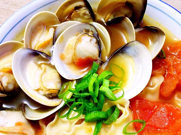 起鍋加上蔥綠就可以囉 !