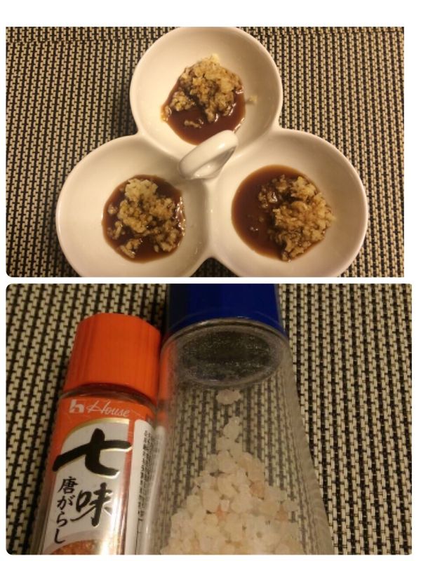 可在烤之前灑上少許鹽巴,也可烤好時沾上海鹽與七味粉,或沾蒜泥跟堅魚醬油