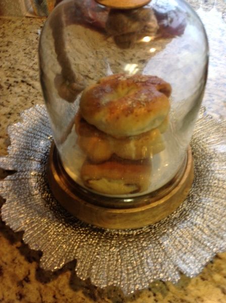 保存在乾燥容器裡,想吃前, 再烤5 分會更好吃!