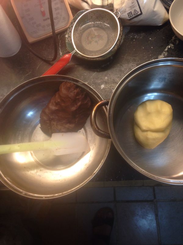 完成麵團A，
重複1～4，
把A換成B做