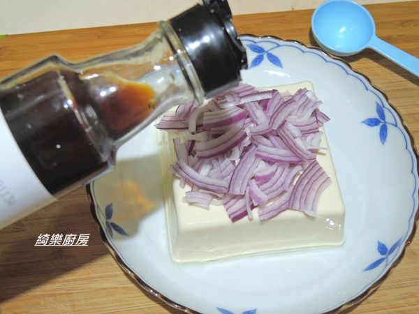 淋上鰹魚醬油露