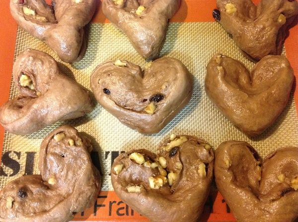 40~60 分鐘後,麵團約發2倍大