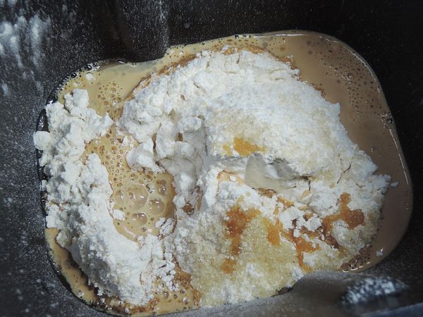 加入煮好的奶茶