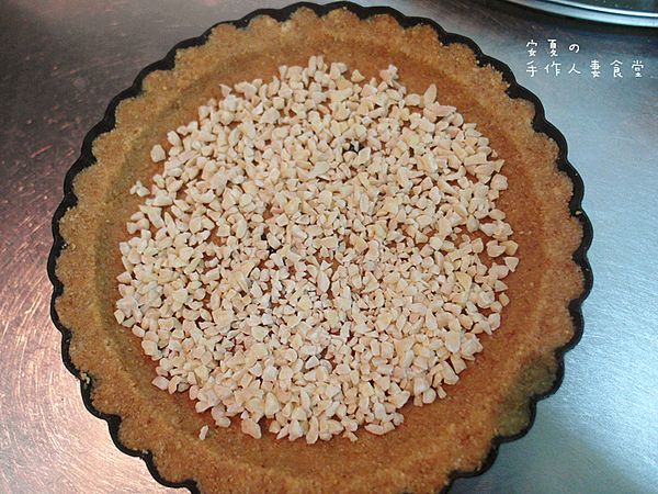 鋪一層杏仁粒或任何喜歡的食材