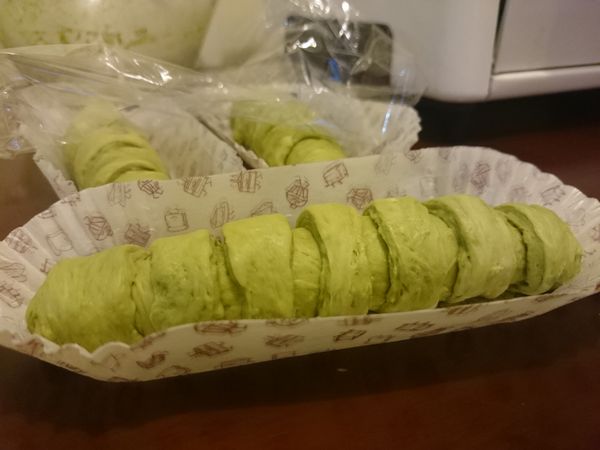 放入已預熱焗爐用190度焗15-20分鐘即成。