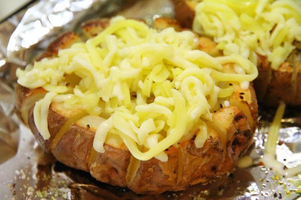 放入起司條 分量隨個人洗好 我大約放了十五克