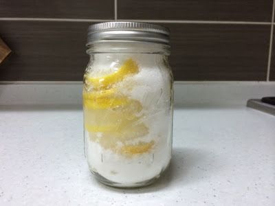 燈燈！糖漬檸檬完成。
一週後就可以開封享用囉。