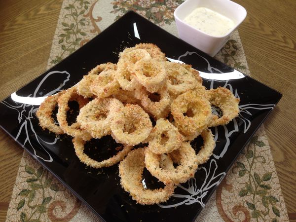 烤箱200度烤20分鐘(烤至微金黃)即可，可沾番茄醬或是各式沙拉醬食用，我是搭牧場沙拉醬，牧場沙拉醬食譜連結:http://bit.ly/1fjpxQS