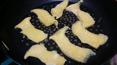 兩面煎到金黃就好喔^^不然杏鮑菇的水份會跑光光~