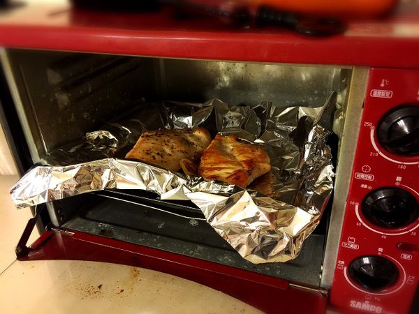 之後放入烤箱中(約10分鐘)