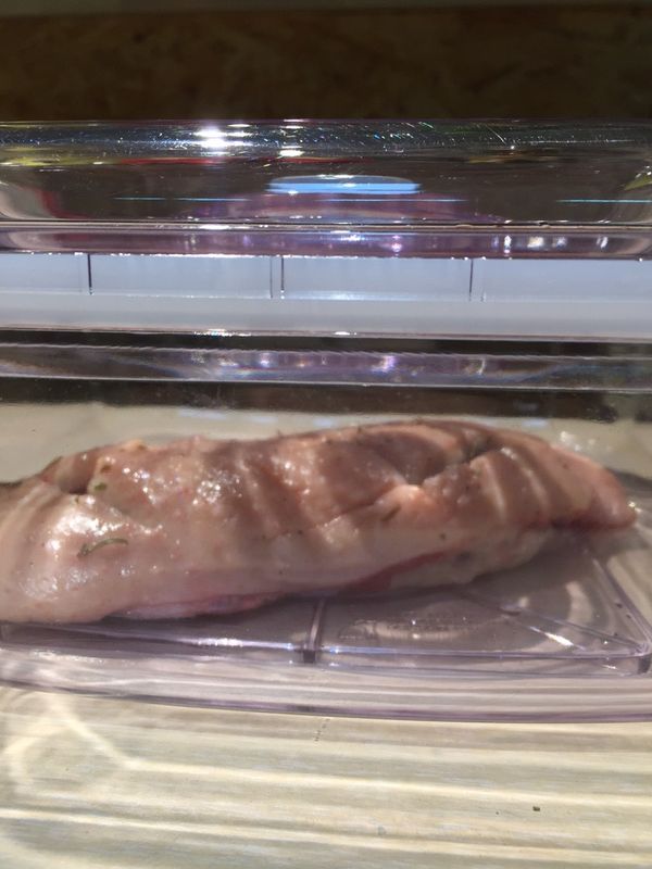 用塑膠袋或是保鮮盒裝起來,放冷藏15-20分鍾