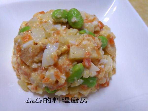 食用前加上鹽麴和黑胡椒粒拌勻至喜愛的鹹度即可。