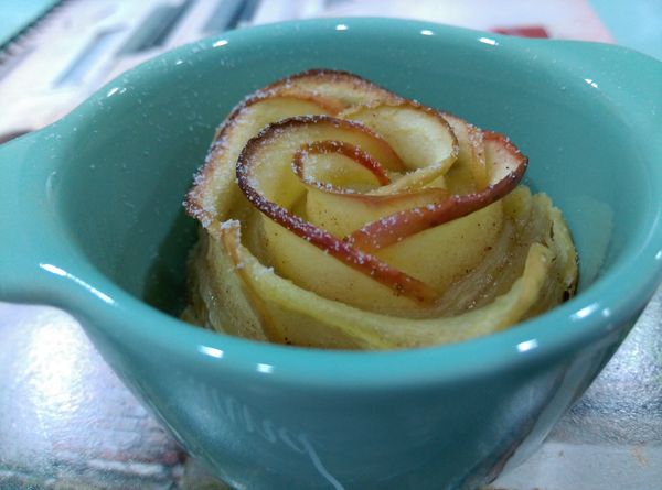 蘋果花，完成。