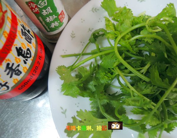 關火之後再加上適量的烏醋提香