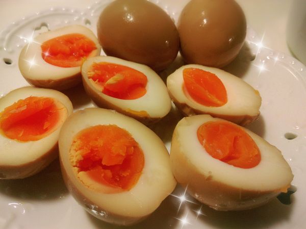 切開後加幾滴醬汁~~~~香濃啊！