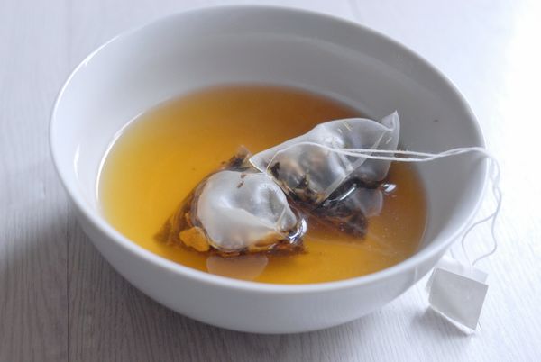 用200毫升熱水，加入另一個茶包，沖泡茶8分鐘。如喜歡更濃茶味，可浸長一點時間